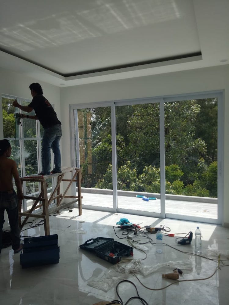 Sliding doors